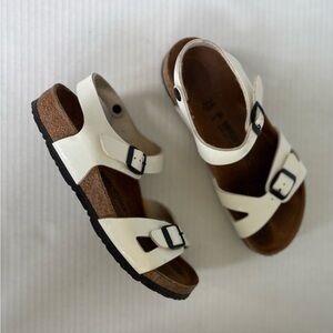Birkenstock Rio Kids Pearl White Birko-Flor Ankle Strap Sandals Size 34 L3 M2